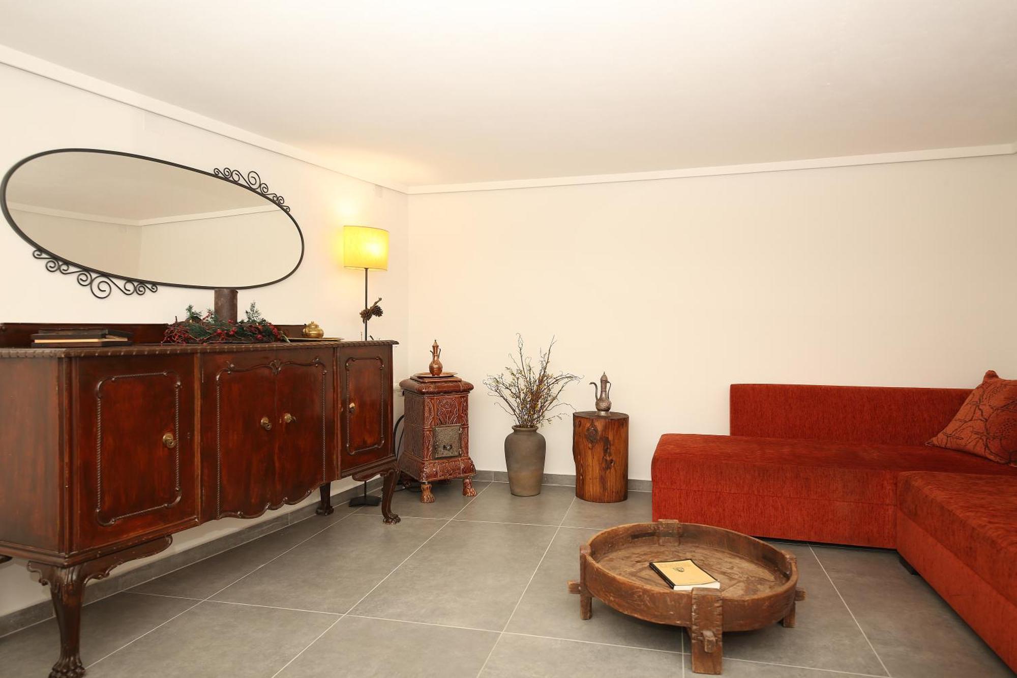 Marousos Central Guesthouse 波尔塔里亚 外观 照片