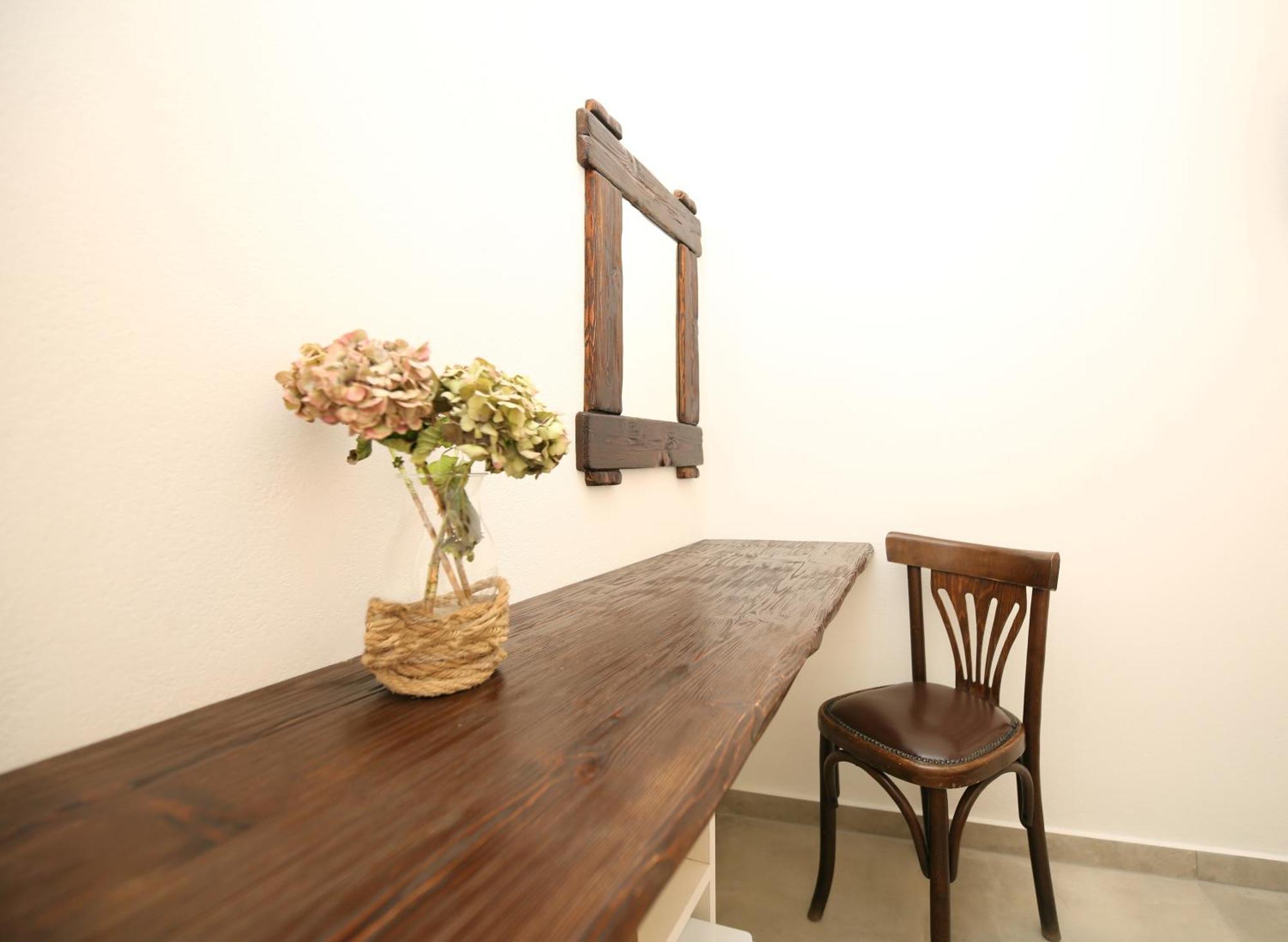 Marousos Central Guesthouse 波尔塔里亚 外观 照片