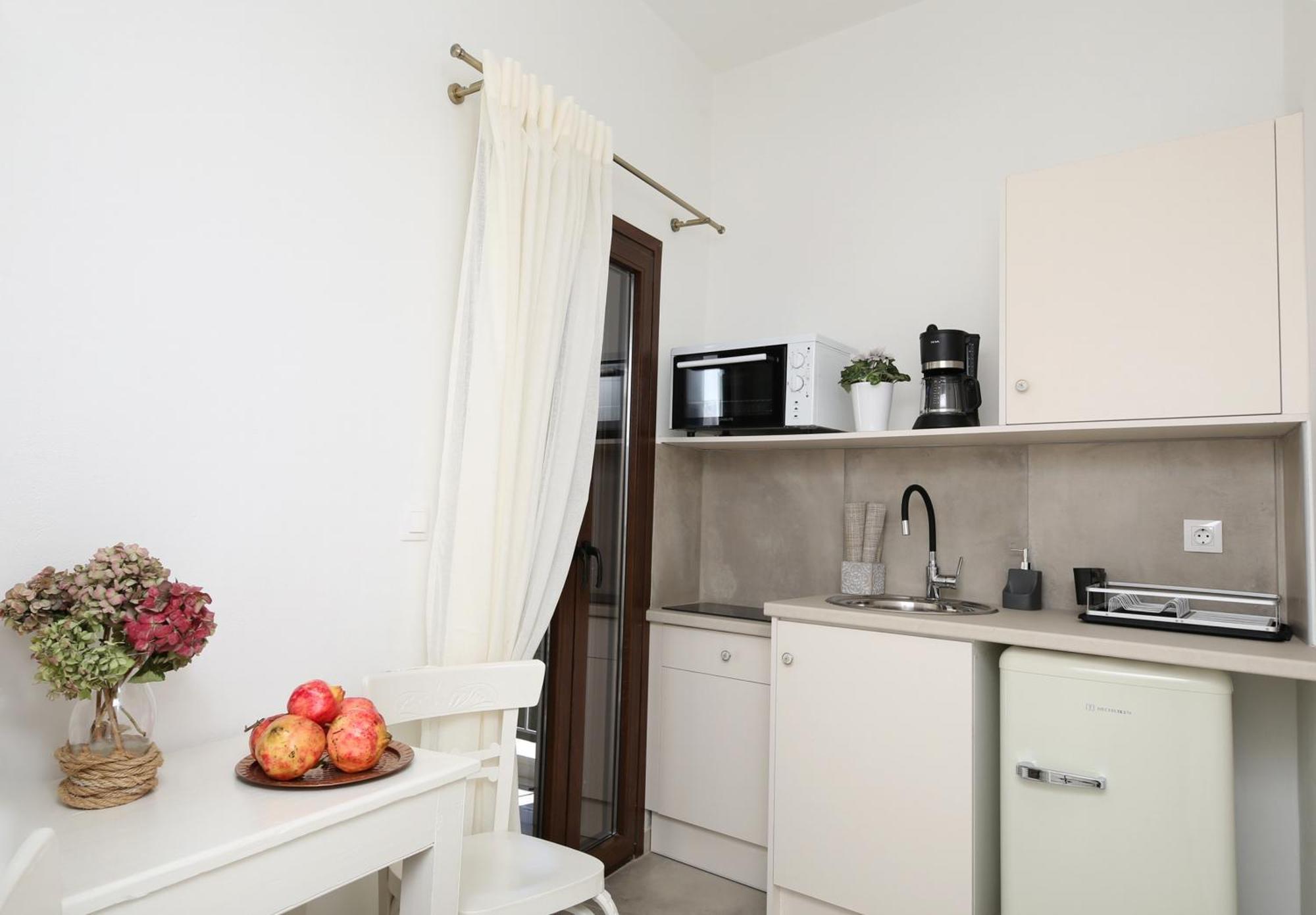 Marousos Central Guesthouse 波尔塔里亚 外观 照片