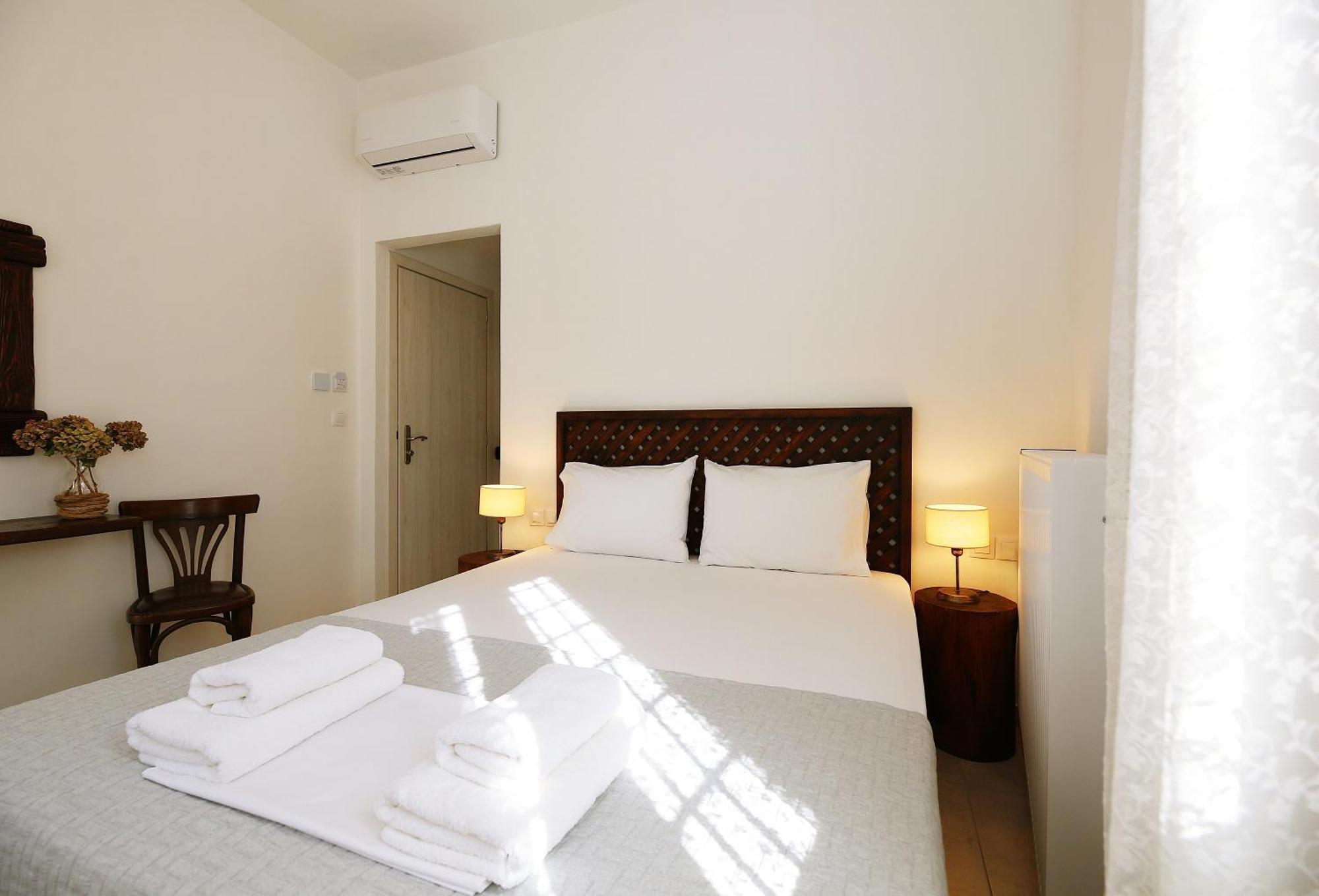 Marousos Central Guesthouse 波尔塔里亚 外观 照片